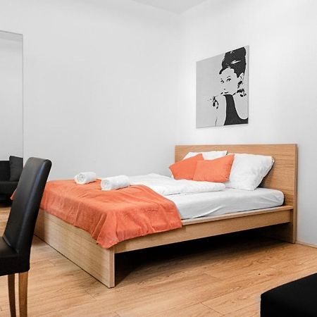 Delightful 2Br Shared Apartment - Ideal For Longstays Viena Exterior foto